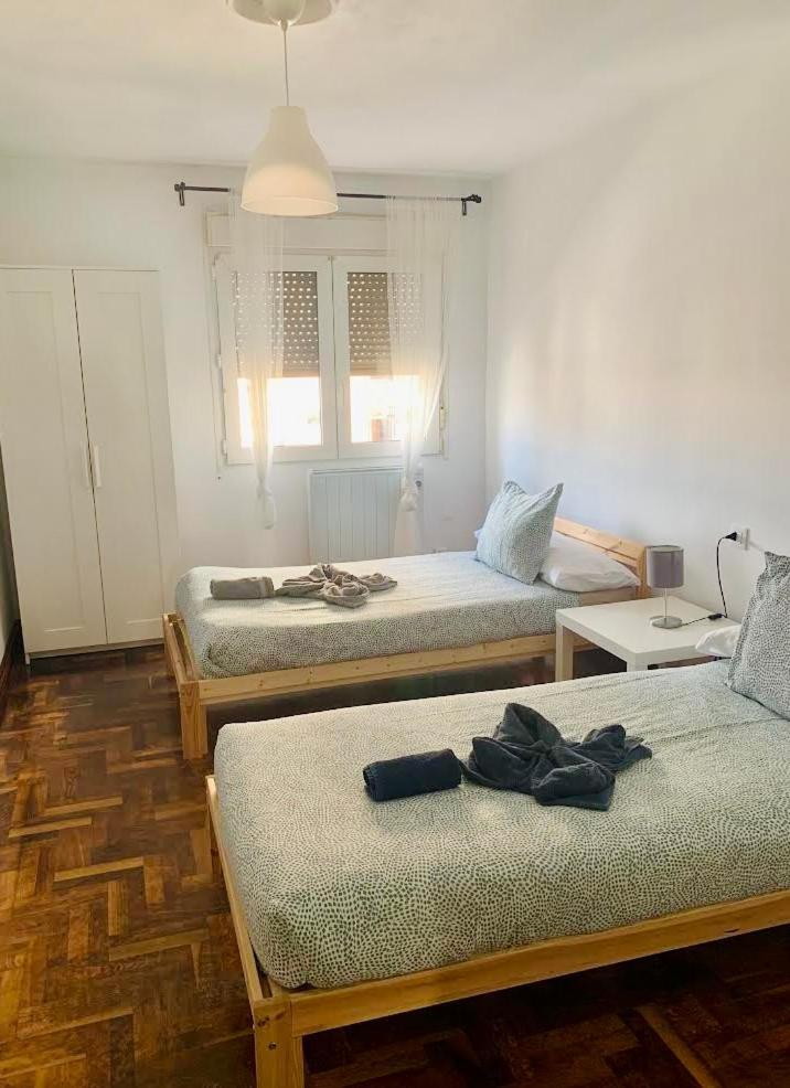 Amplio Apart 3 Dormitorios Cerca De La Playa Con Garaje Gijon Ngoại thất bức ảnh