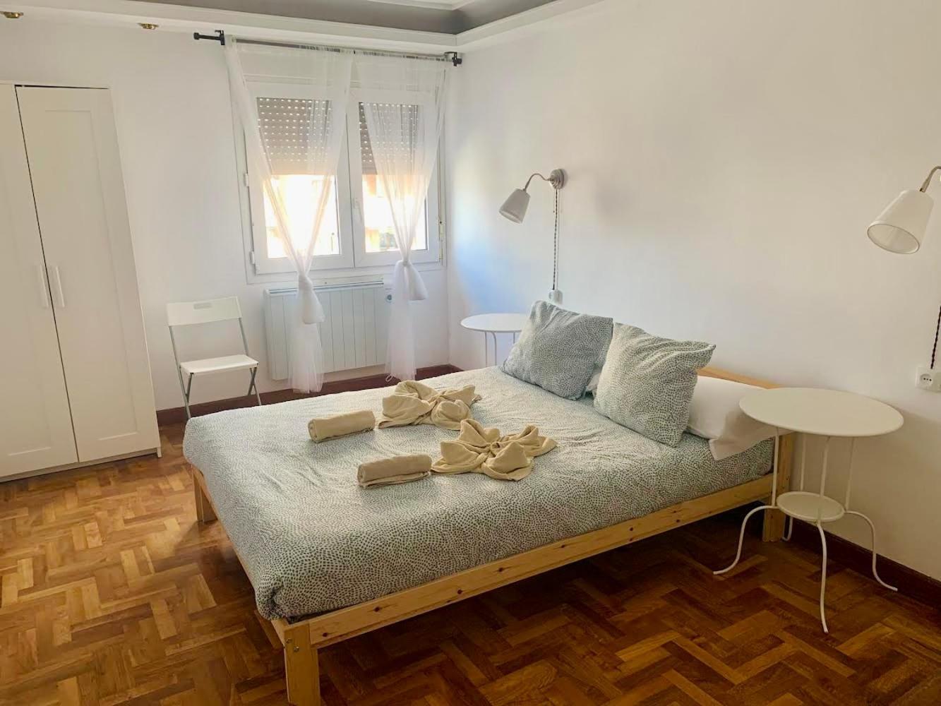 Amplio Apart 3 Dormitorios Cerca De La Playa Con Garaje Gijon Ngoại thất bức ảnh
